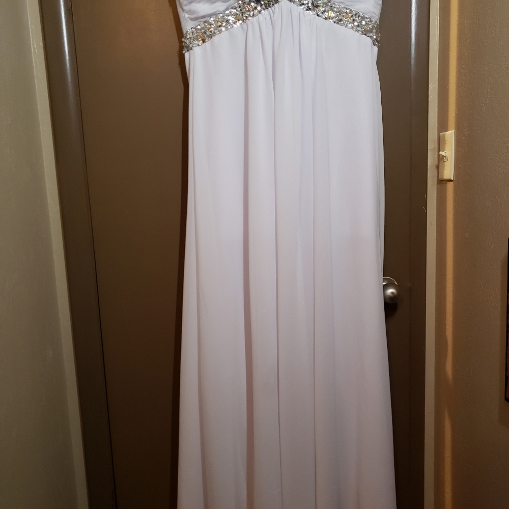 Wedding/Cocktail Dress - Picture 2 of 7